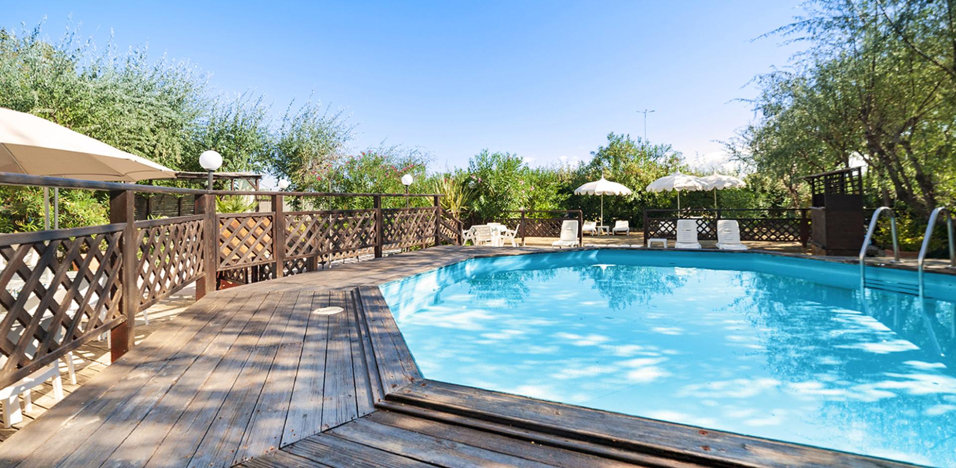 hotelbisanzio it piscina 004